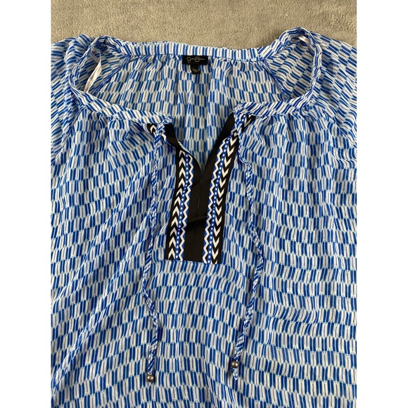 Jessica Simpson Blue White Geometric Print Tie Neck Long Sleeve Blouse 2X - Picture 2 of 12